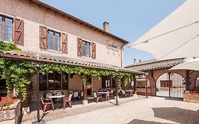 Le Relais Des Dix Crus - Logis Hotel B&B